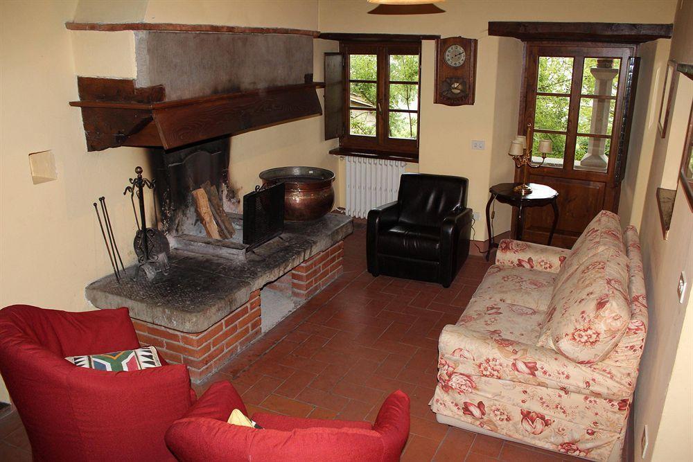 Borgo Corsignano Casa de hóspedes Poppi Exterior foto